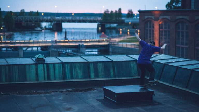 SOLO: “Utopia” by Vantte Lindevall