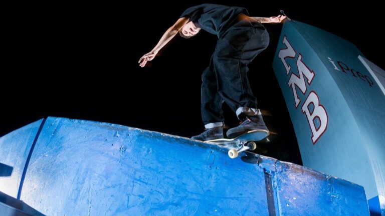 Maxallure’s ”Born Free” Video￼